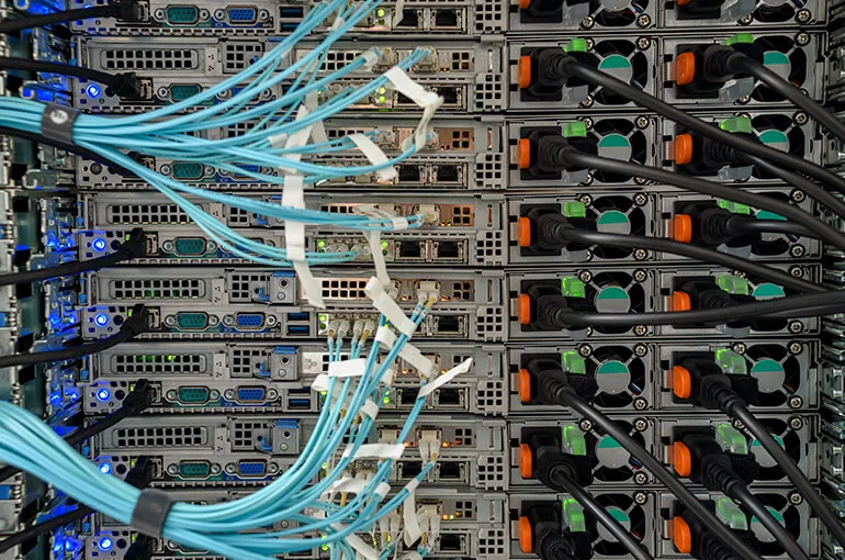 SD-WAN (Software-Defined Wide Area Network) Teknolojisi