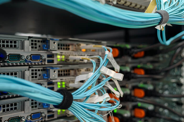 Data Center Tasarımında Enerji Verimliliği: Önemli İpuçları ve Stratejiler