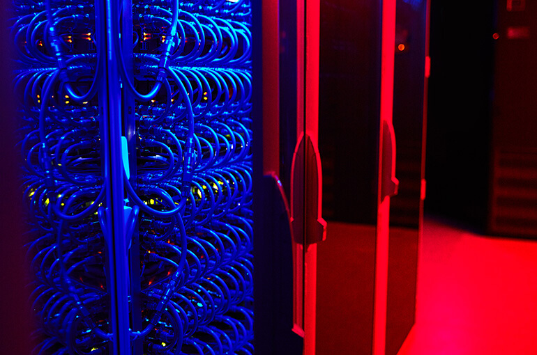 Co-location Hizmetlerinde Sektörel İhtiyaçlara Göre Özelleştirme Seçenekleri