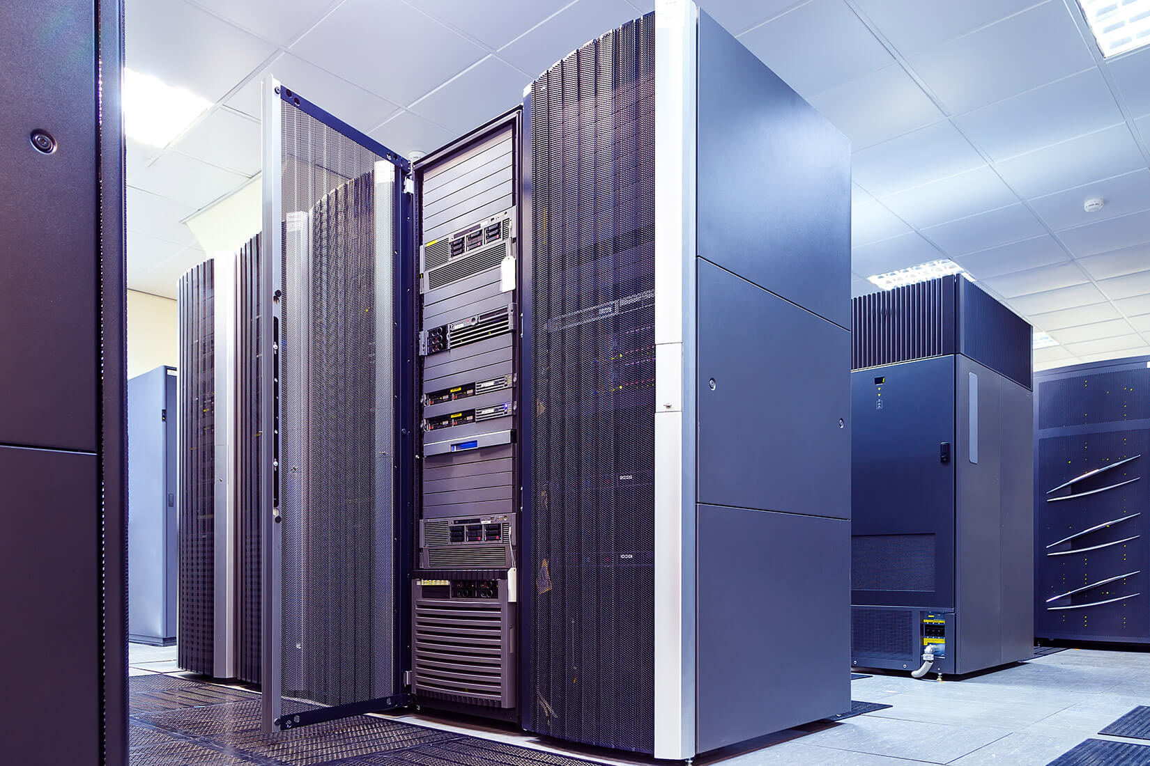 Veri Merkezlerinde Bulut Tabanlı Hizmetlerin Entegrasyonu